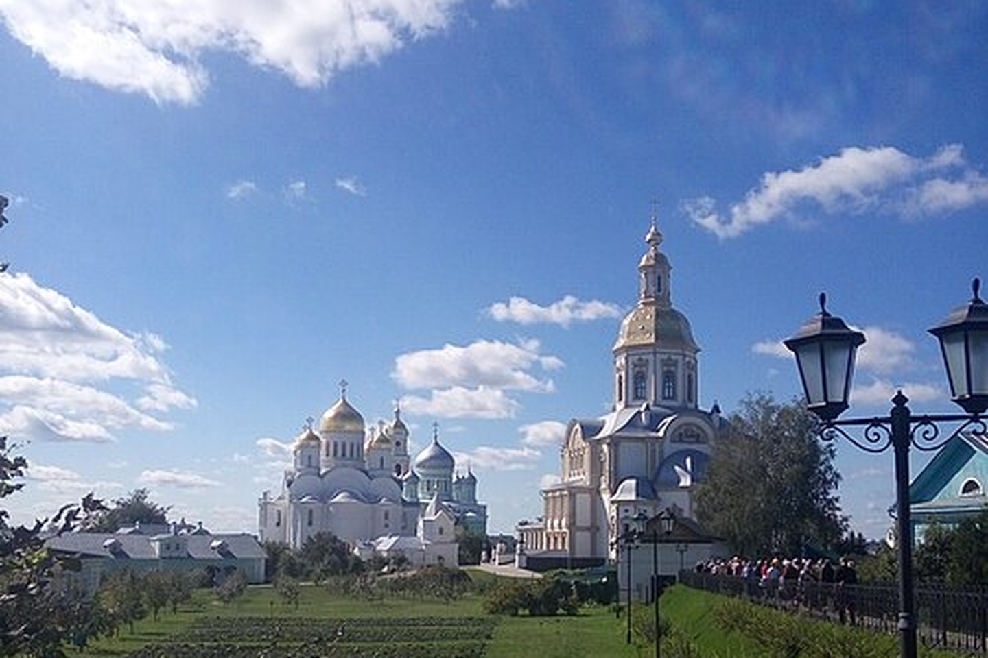 Святая Богородичная Канавка и храмы Серафимо-Дивеевского монастыря