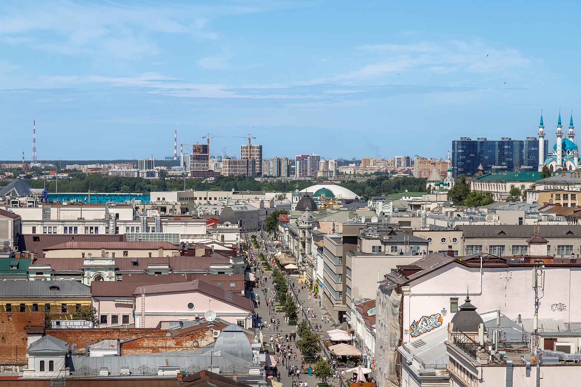 Улица Баумана в Казани